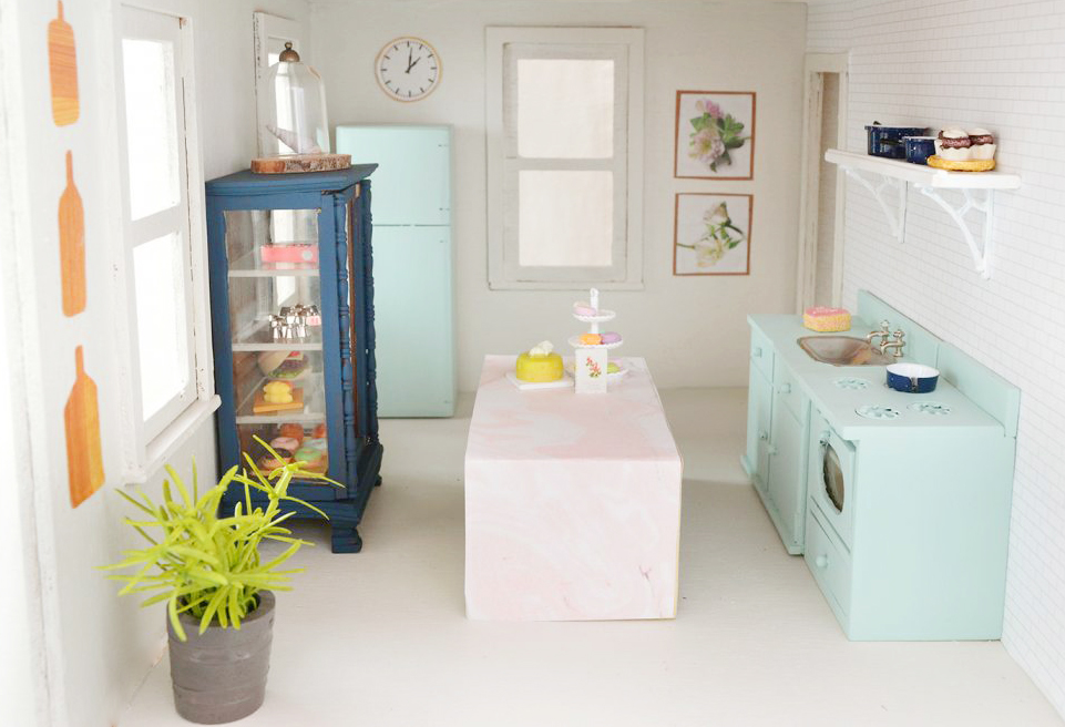 Girls Room Dollhouse Kitchen Straight On2